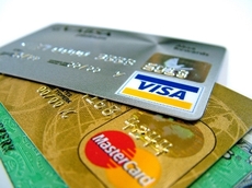 В каком банке выгоднее оформить карту MasterCard Gold