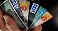 Где выгоднее оформить пластиковую карту Visa Classic в тенге